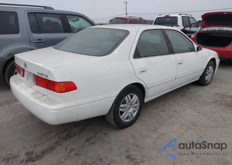 2001 Toyota Camry Le из США, поврежденный, VIN 4T1BG22K61U818921